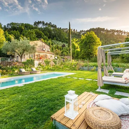 Villa In Lucca With Private Pool