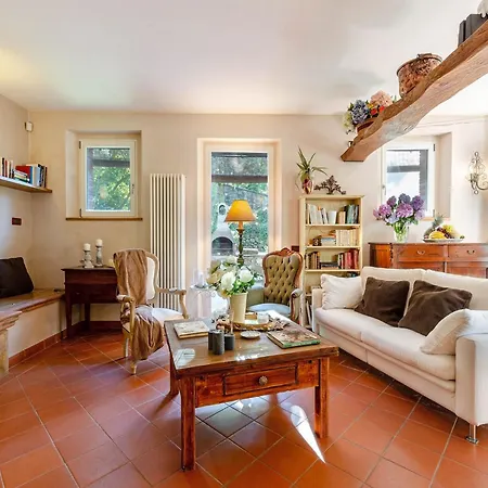Stylish With Private Pool *