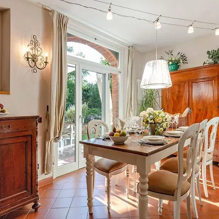 Stylish With Private Pool * קאפאנורי